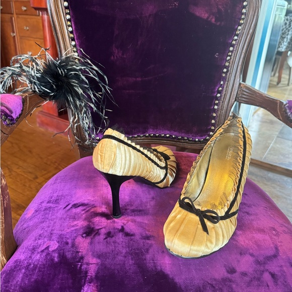 Splash satin baby doll pumps - Picture 5 of 5